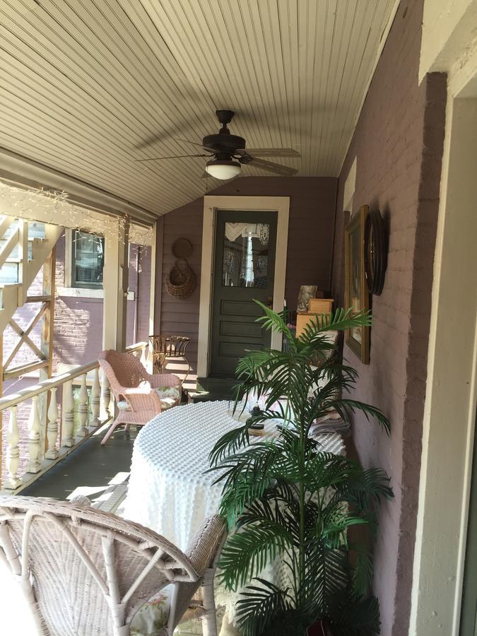 Annie Wiggins Guest House 加利纳 外观 照片
