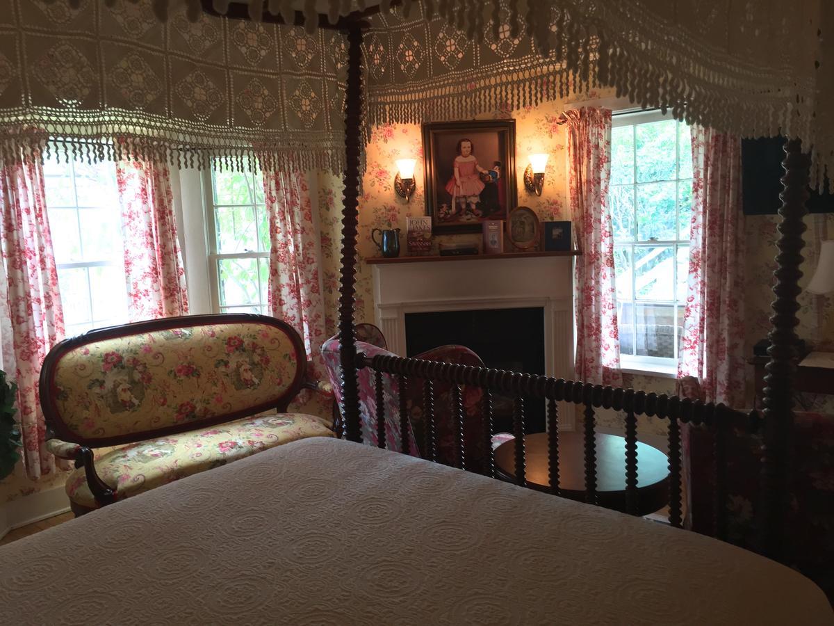 Annie Wiggins Guest House 加利纳 外观 照片